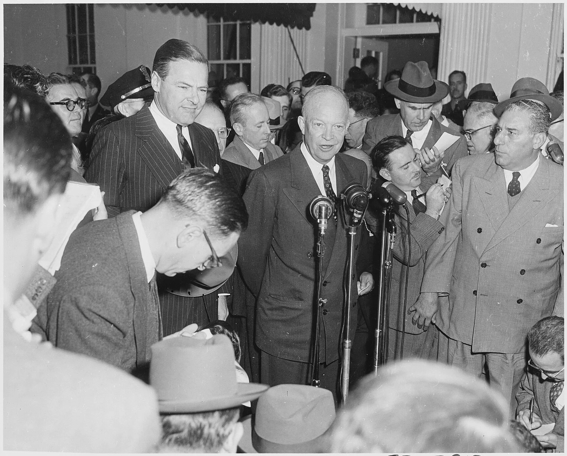 Overview image for Is the Eisenhower MJ 12 Briefing Authentic? | Majestic 12